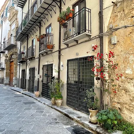 Il Corvo E La Volpe Lägenhet Palermo