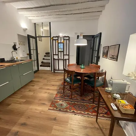 Il Corvo E La Volpe Apartman *