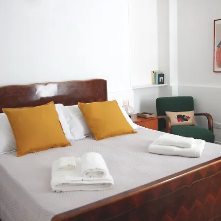 Il Corvo E La Volpe * Palermo